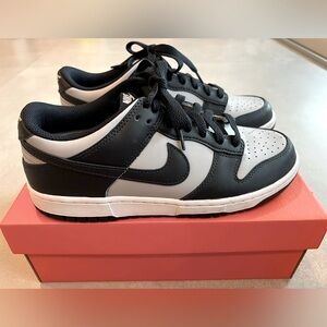 Nike Dunk Low Georgetown GS Size 7Y CW1590-004 Navy/Grey/White color scheme